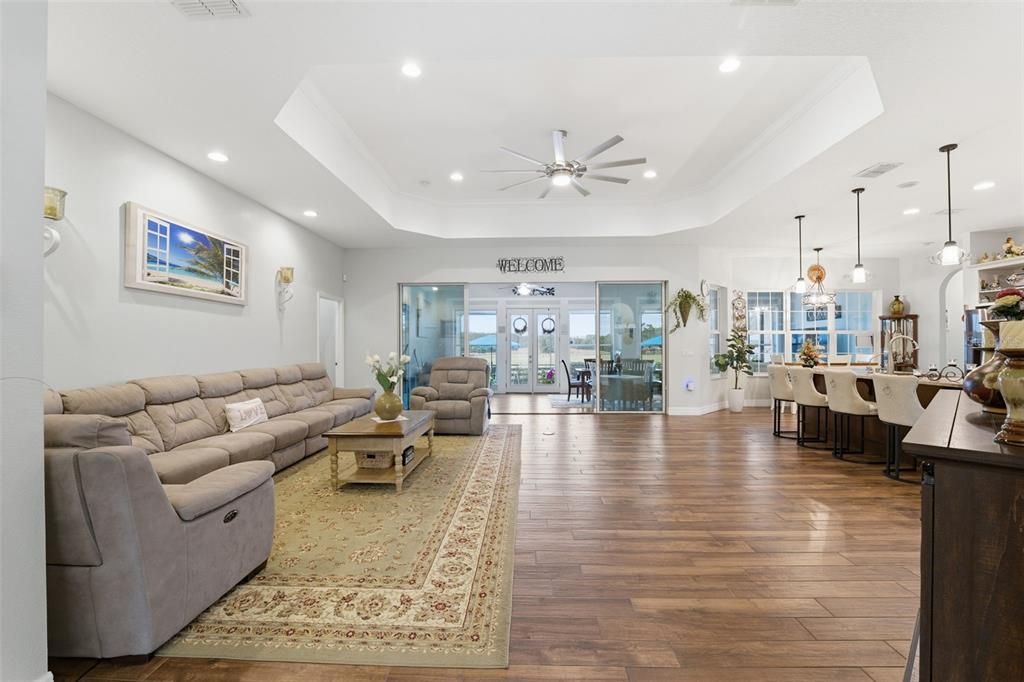 For Sale: $1,500,000 (4 beds, 3 baths, 3141 Square Feet)