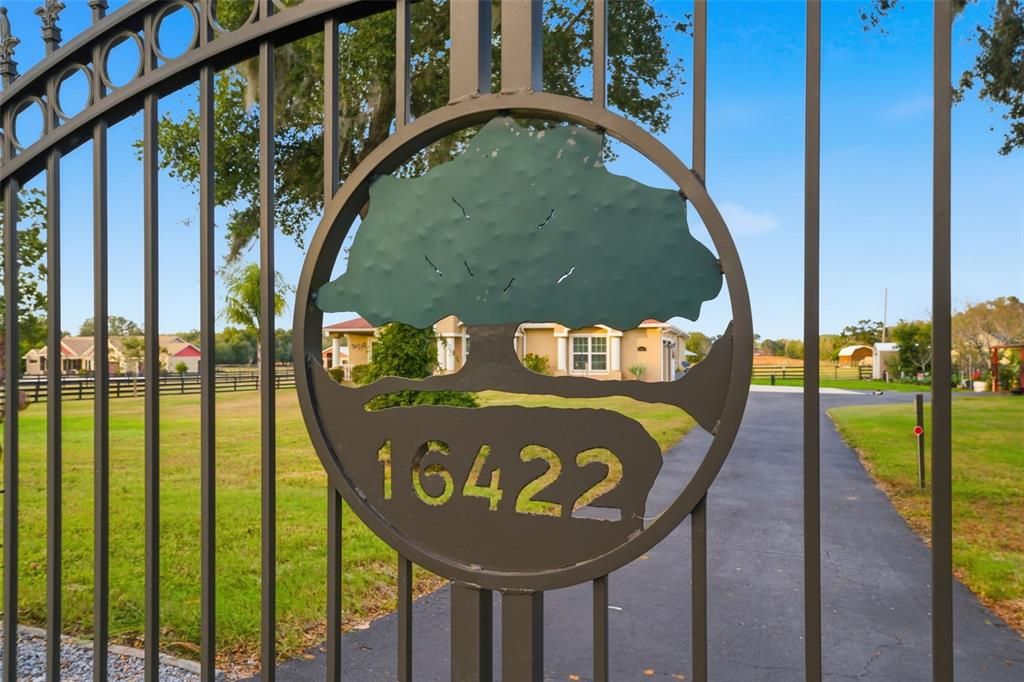 For Sale: $1,500,000 (4 beds, 3 baths, 3141 Square Feet)