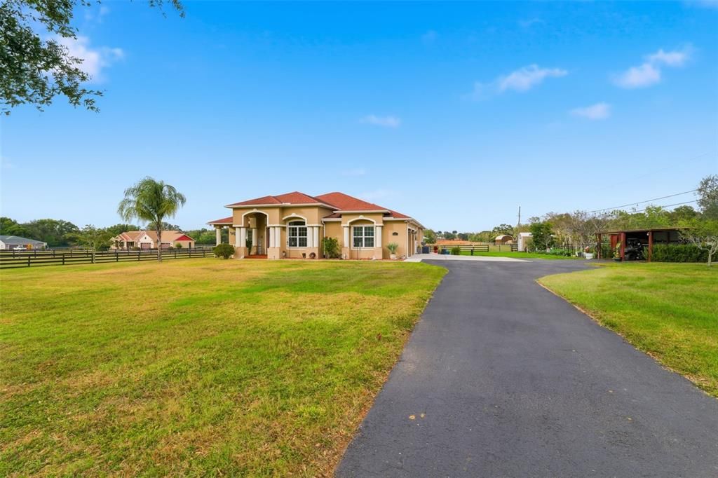 For Sale: $1,500,000 (4 beds, 3 baths, 3141 Square Feet)