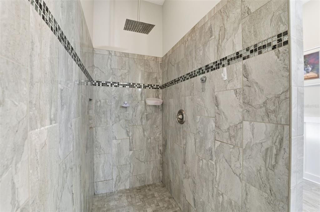 For Sale: $1,500,000 (4 beds, 3 baths, 3141 Square Feet)