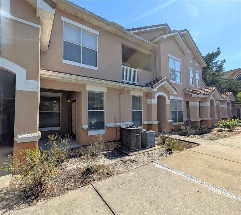 En Renta: $1,245 (1 camas, 1 baños, 830 Pies cuadrados)