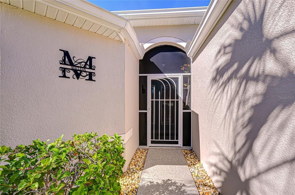 For Sale: $349,900 (2 beds, 2 baths, 1489 Square Feet)