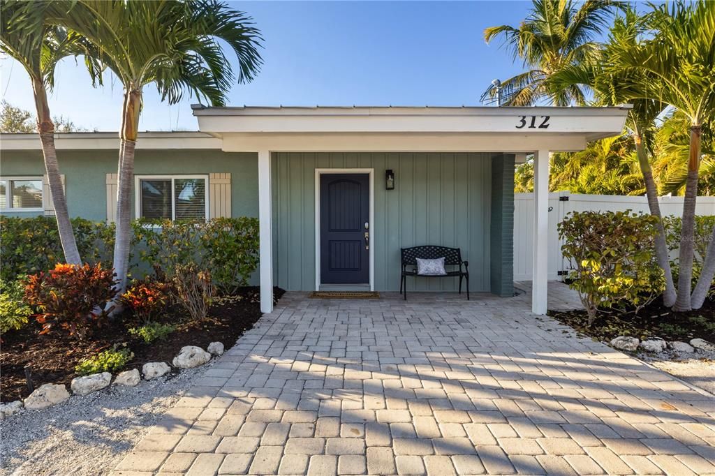 For Sale: $1,999,500 (4 beds, 3 baths, 1843 Square Feet)