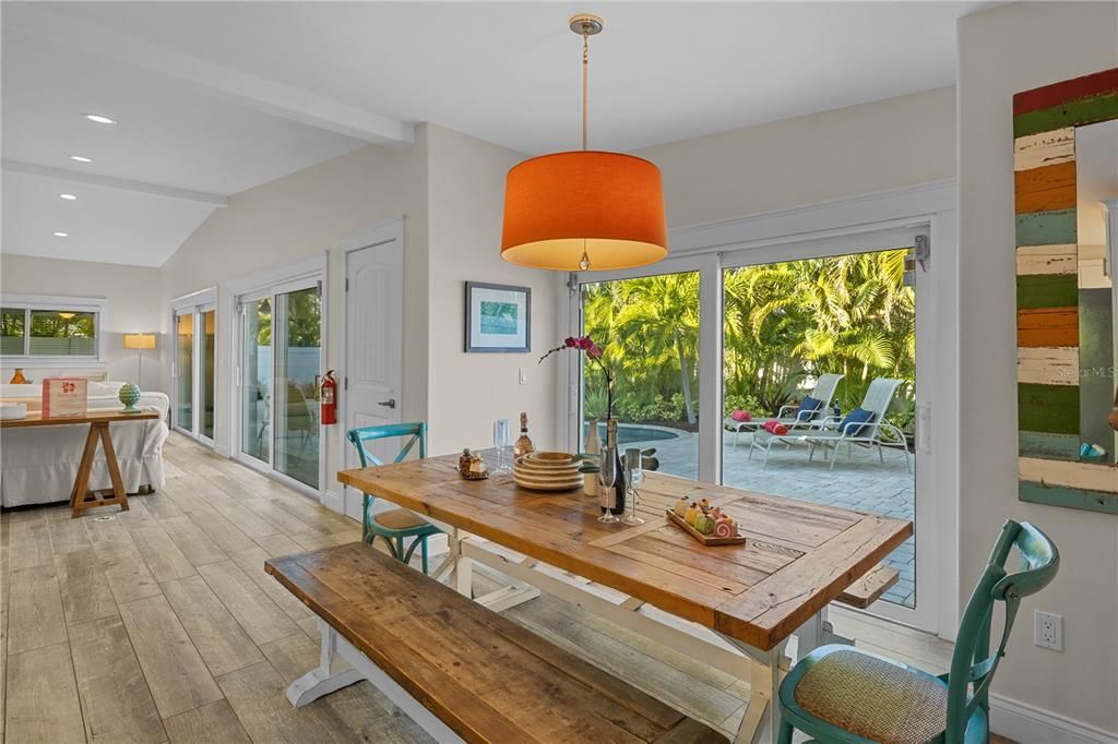 For Sale: $1,999,500 (4 beds, 3 baths, 1843 Square Feet)