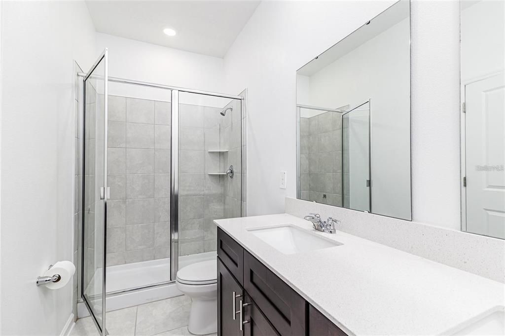 En Renta: $2,150 (3 camas, 2 baños, 2150 Pies cuadrados)