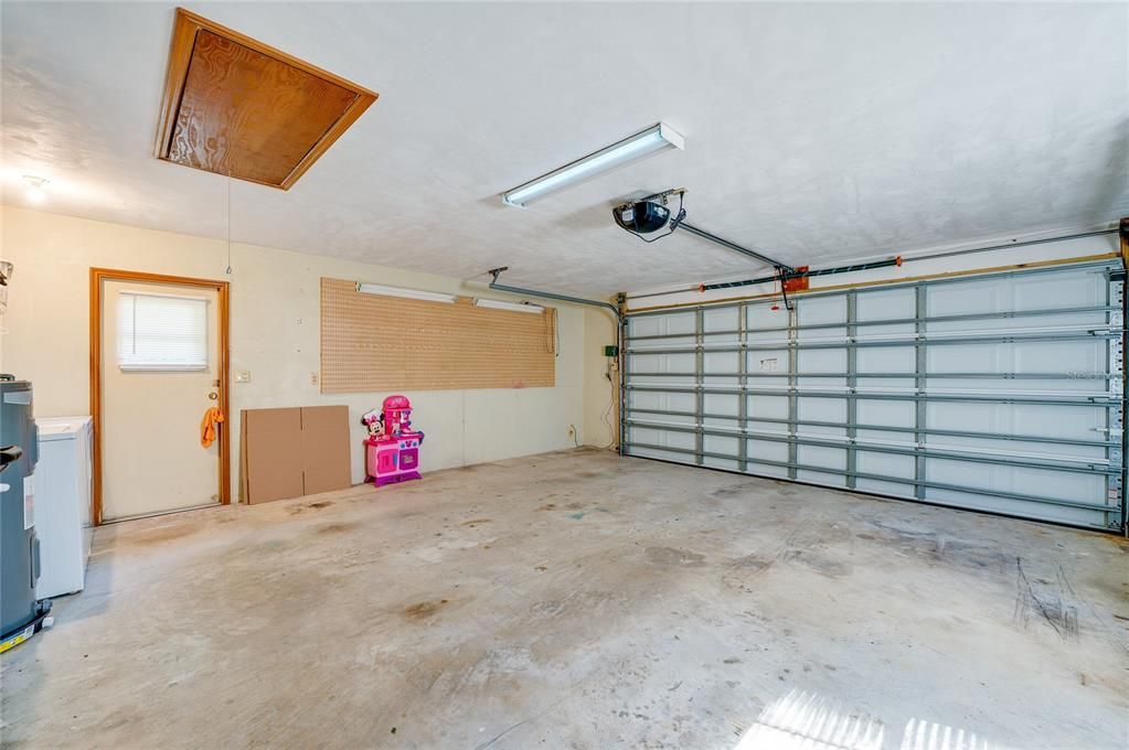 На продажу: $389,900 (3 спален, 2 ванн, 1916 Квадратных фут)