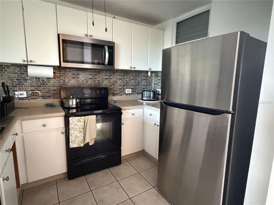 En Venta: $170,000 (3 camas, 2 baños, 2082 Pies cuadrados)