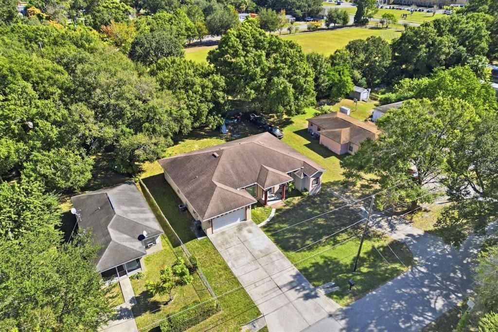 For Sale: $350,000 (3 beds, 2 baths, 2431 Square Feet)