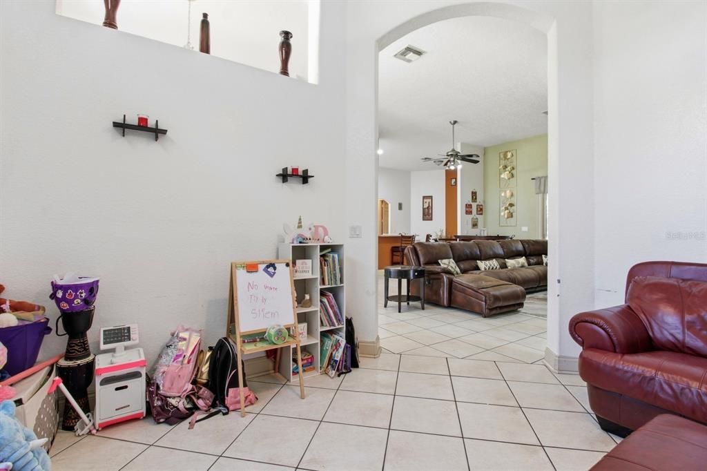 For Sale: $350,000 (3 beds, 2 baths, 2431 Square Feet)