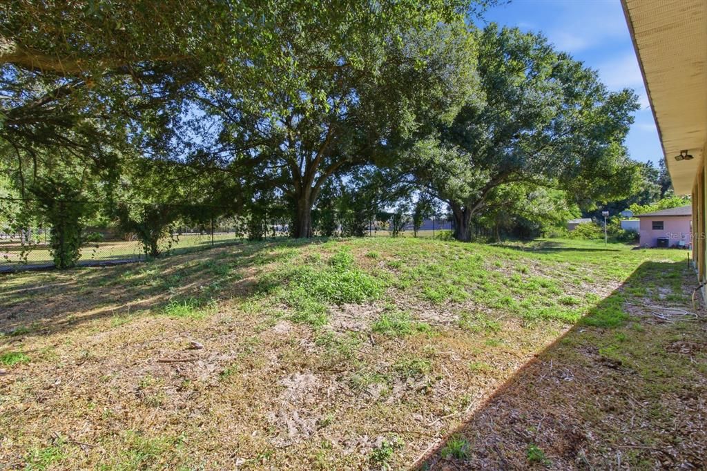 For Sale: $350,000 (3 beds, 2 baths, 2431 Square Feet)