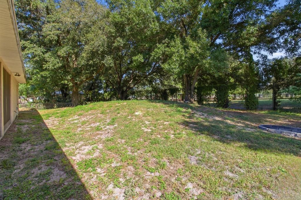 For Sale: $350,000 (3 beds, 2 baths, 2431 Square Feet)