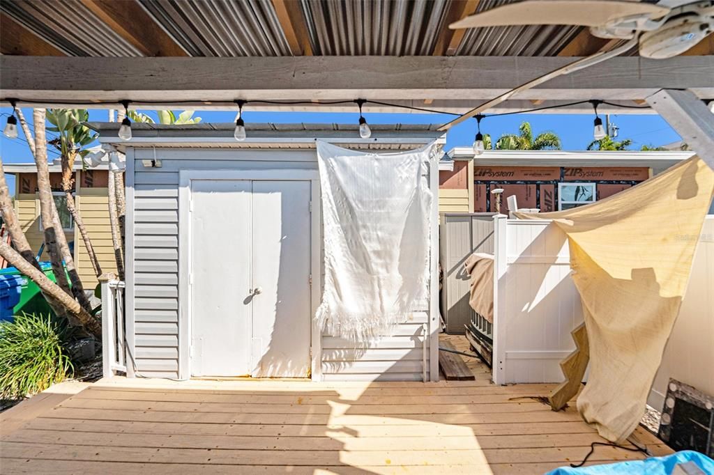 На продажу: $620,000 (3 спален, 2 ванн, 1143 Квадратных фут)