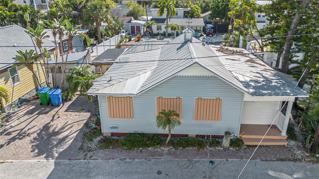 На продажу: $620,000 (3 спален, 2 ванн, 1143 Квадратных фут)