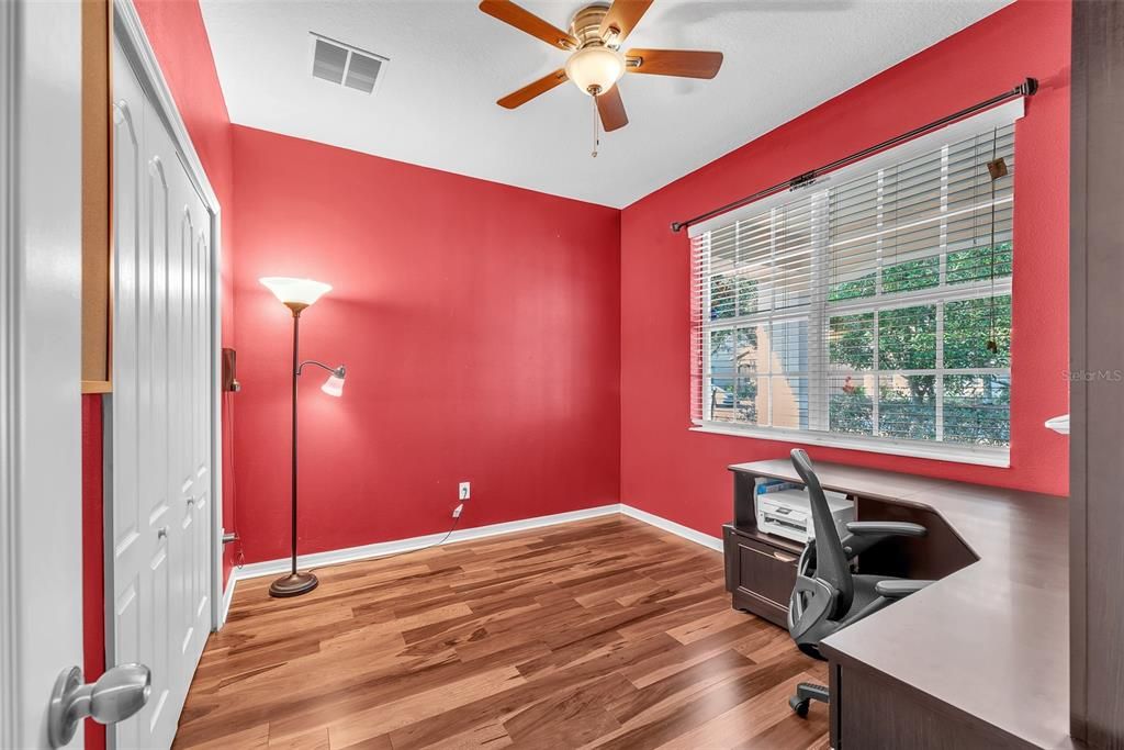 For Sale: $377,500 (4 beds, 2 baths, 1929 Square Feet)