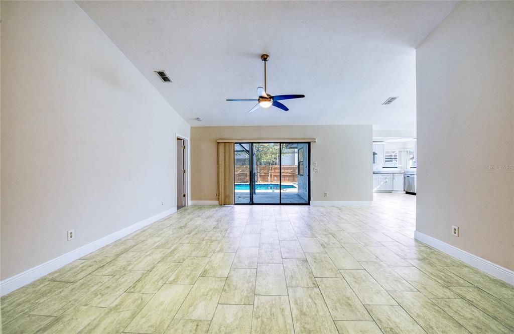 For Rent: $3,000 (3 beds, 2 baths, 1436 Square Feet)