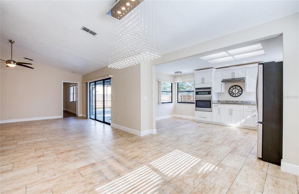 For Rent: $3,000 (3 beds, 2 baths, 1436 Square Feet)