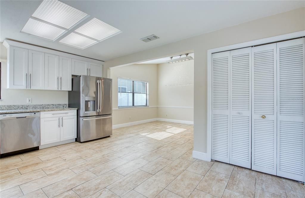 For Rent: $3,000 (3 beds, 2 baths, 1436 Square Feet)