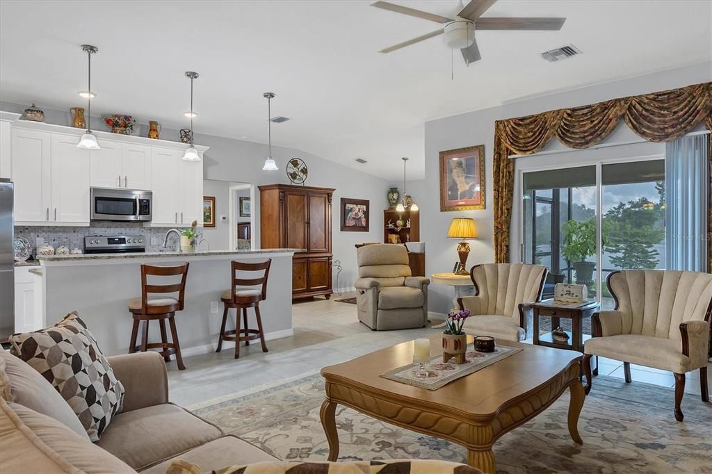 待售: $425,000 (3 贝兹, 2 浴室, 1725 平方英尺)