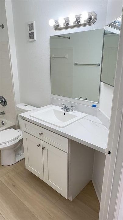 For Rent: $1,750 (2 beds, 2 baths, 1133 Square Feet)