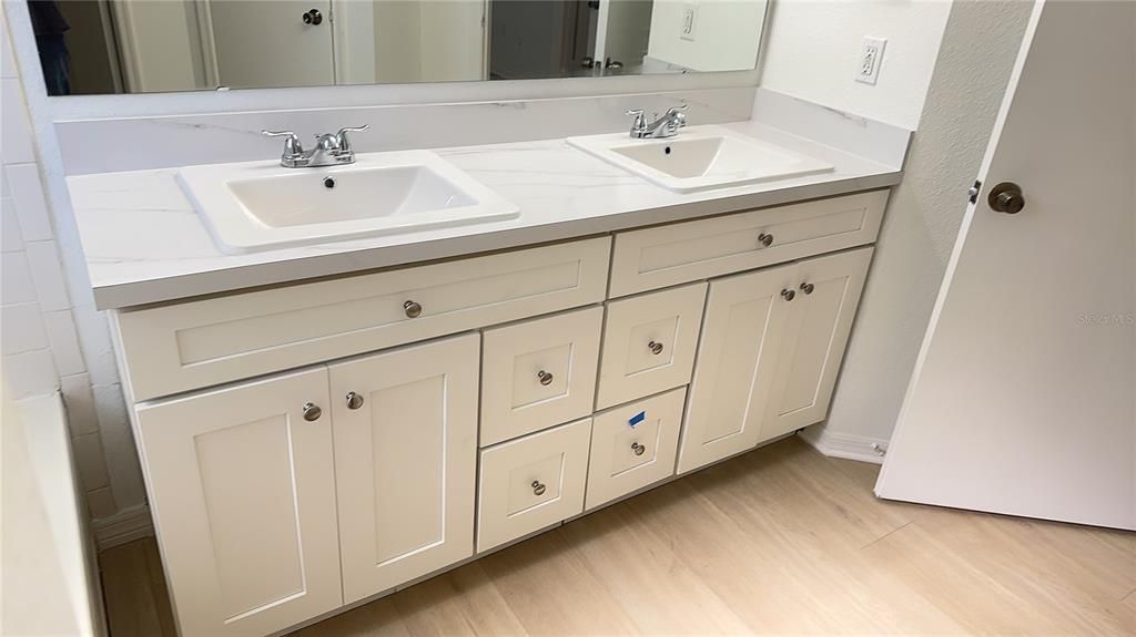 For Rent: $1,750 (2 beds, 2 baths, 1133 Square Feet)