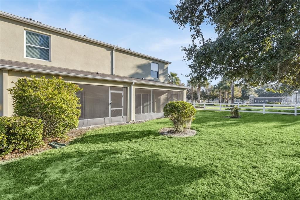 For Sale: $300,000 (3 beds, 2 baths, 1507 Square Feet)