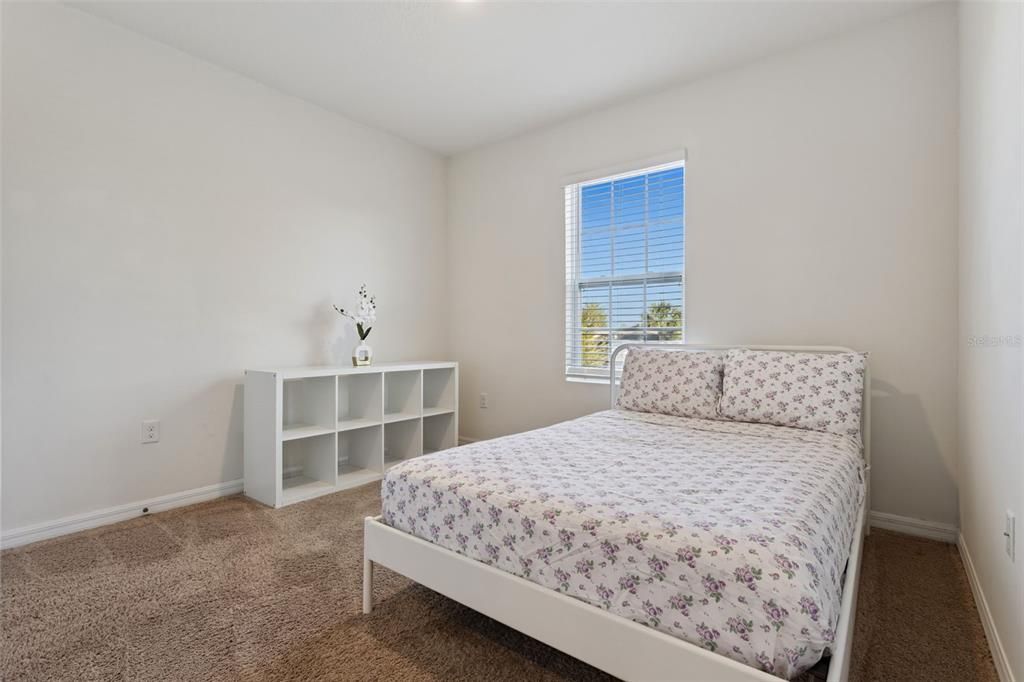 For Sale: $300,000 (3 beds, 2 baths, 1507 Square Feet)