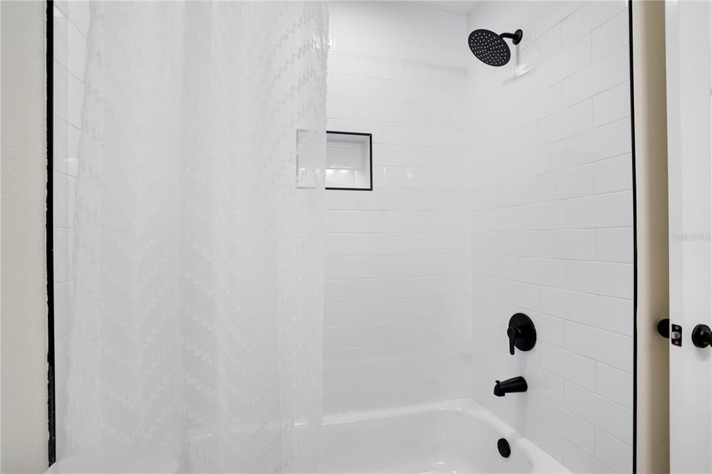 На продажу: $579,000 (3 спален, 2 ванн, 1397 Квадратных фут)