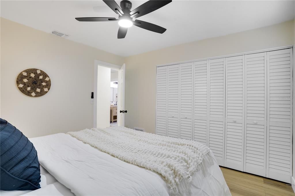 На продажу: $579,000 (3 спален, 2 ванн, 1397 Квадратных фут)