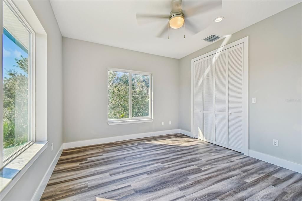 待售: $1,585,000 (3 贝兹, 2 浴室, 2436 平方英尺)