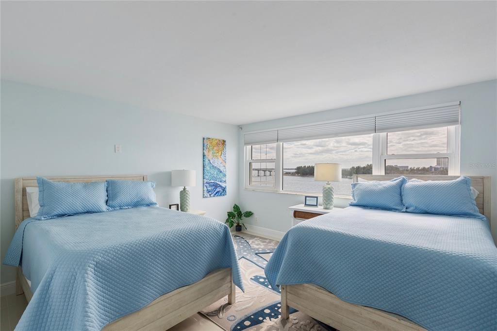 待售: $929,000 (2 贝兹, 2 浴室, 1409 平方英尺)