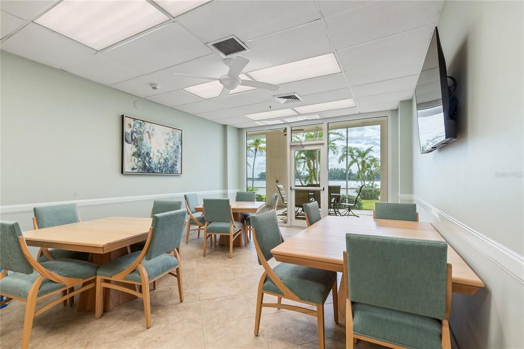 待售: $929,000 (2 贝兹, 2 浴室, 1409 平方英尺)