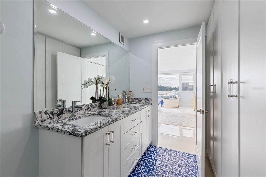 待售: $929,000 (2 贝兹, 2 浴室, 1409 平方英尺)