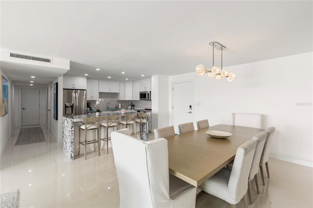 待售: $929,000 (2 贝兹, 2 浴室, 1409 平方英尺)