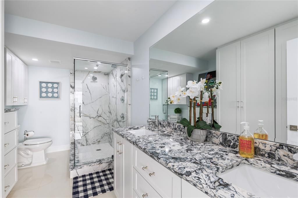 待售: $929,000 (2 贝兹, 2 浴室, 1409 平方英尺)