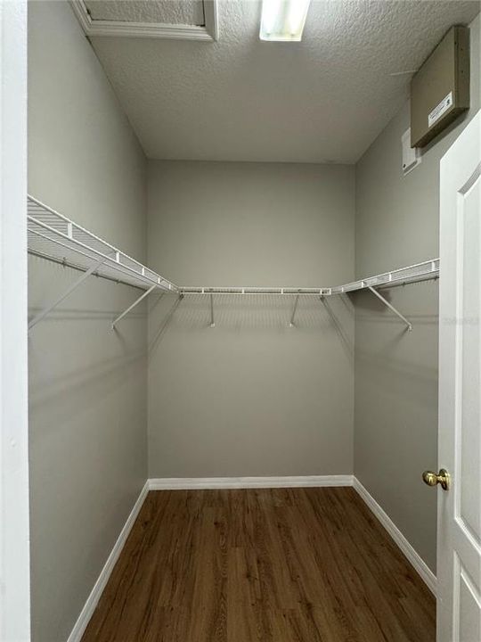 出租: $2,795 (4 贝兹, 2 浴室, 2254 平方英尺)