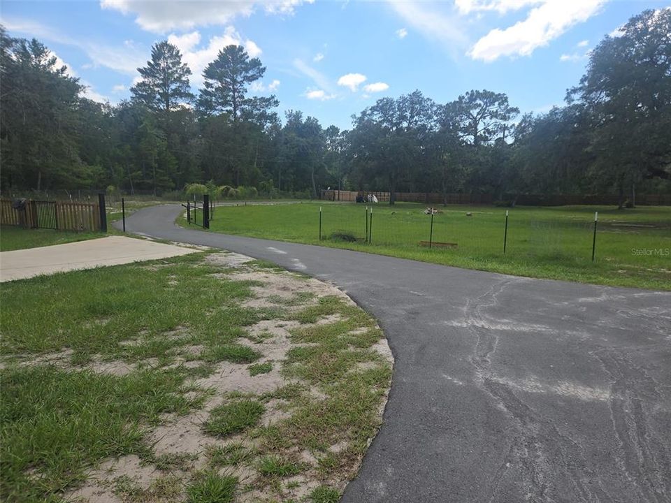 待售: $775,000 (0 贝兹, 0 浴室, 1040 平方英尺)