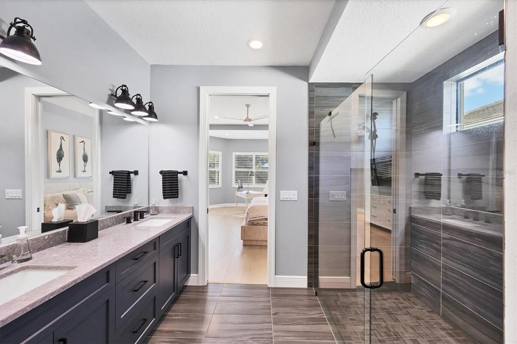 En Venta: $834,000 (3 camas, 3 baños, 2157 Pies cuadrados)