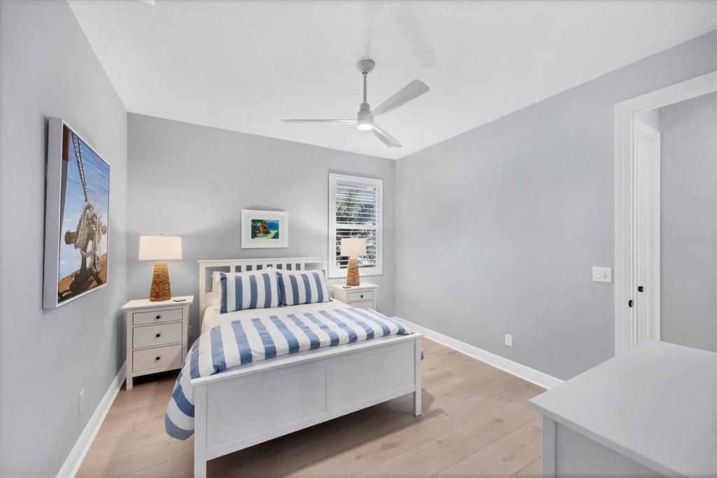 En Venta: $834,000 (3 camas, 3 baños, 2157 Pies cuadrados)