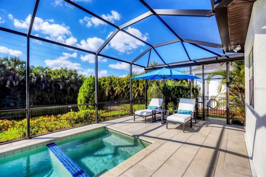 En Venta: $834,000 (3 camas, 3 baños, 2157 Pies cuadrados)