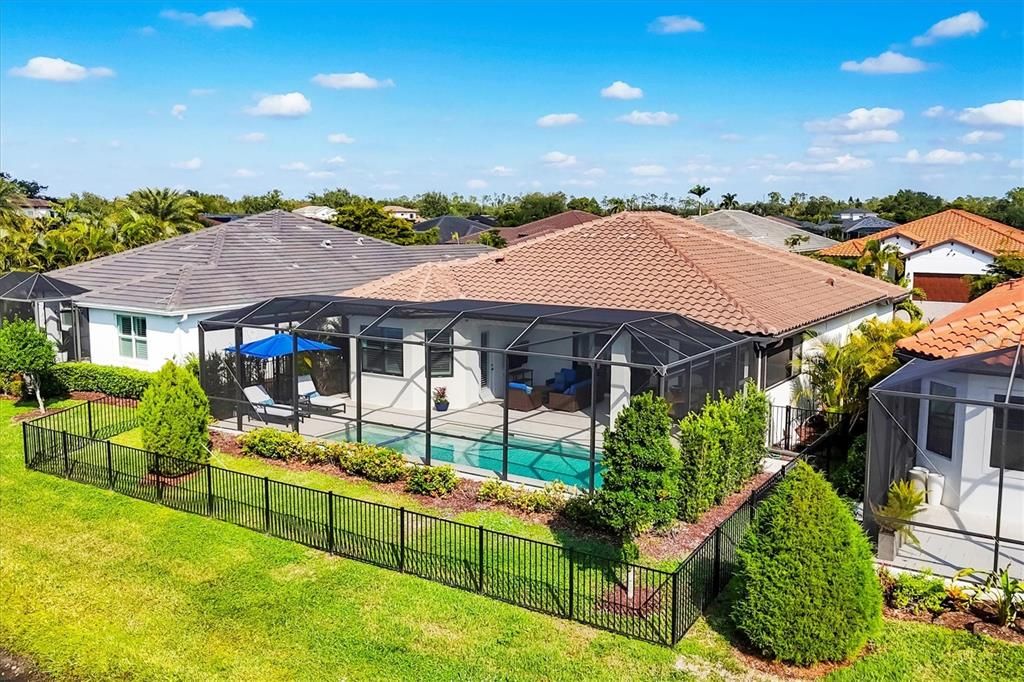 En Venta: $834,000 (3 camas, 3 baños, 2157 Pies cuadrados)