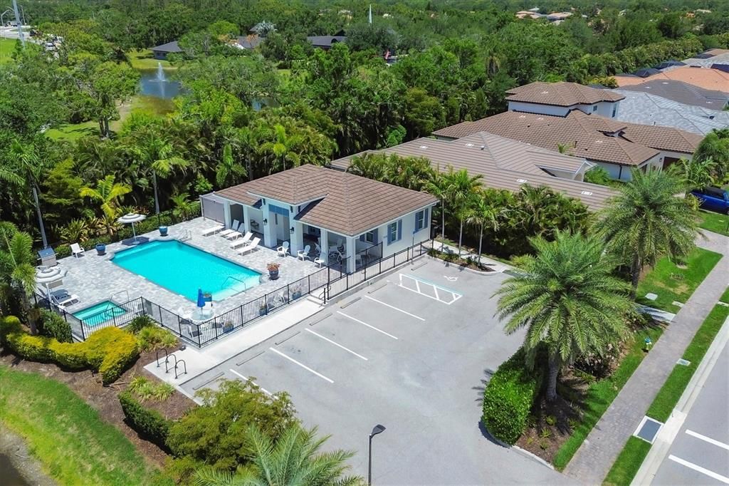 En Venta: $834,000 (3 camas, 3 baños, 2157 Pies cuadrados)