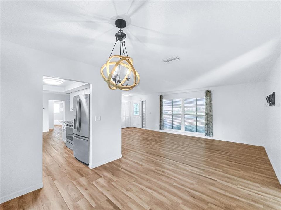 На продажу: $284,000 (2 спален, 2 ванн, 1398 Квадратных фут)