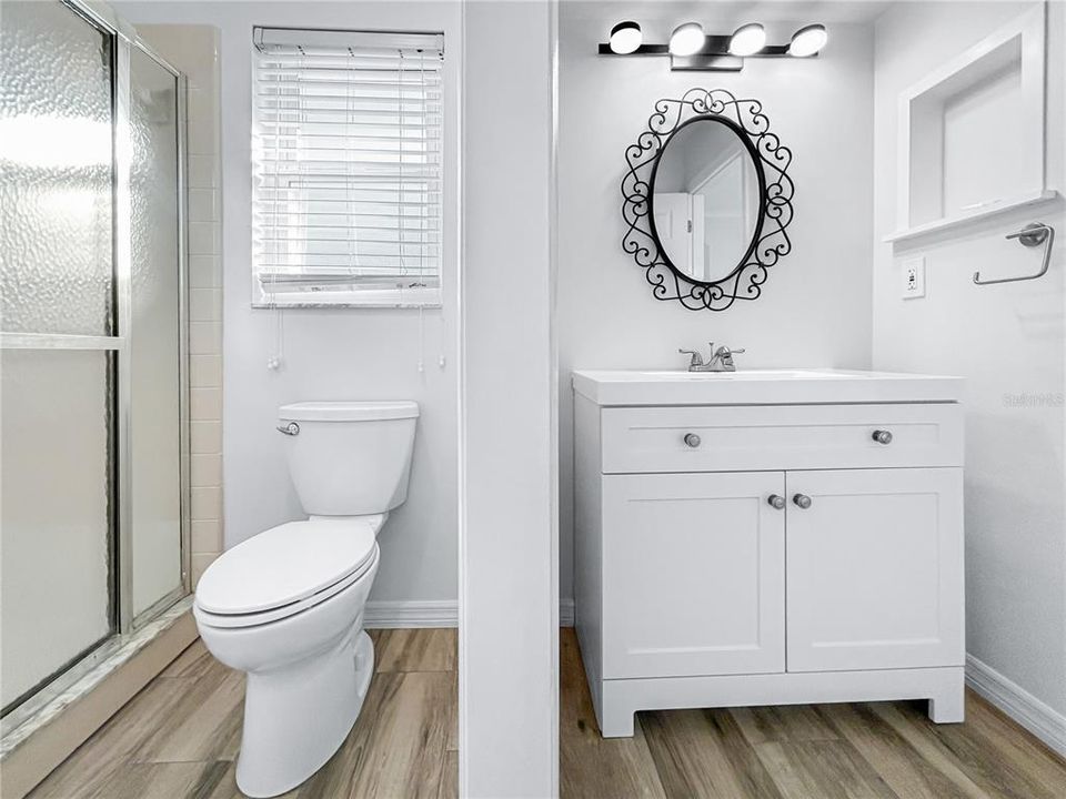 На продажу: $284,000 (2 спален, 2 ванн, 1398 Квадратных фут)