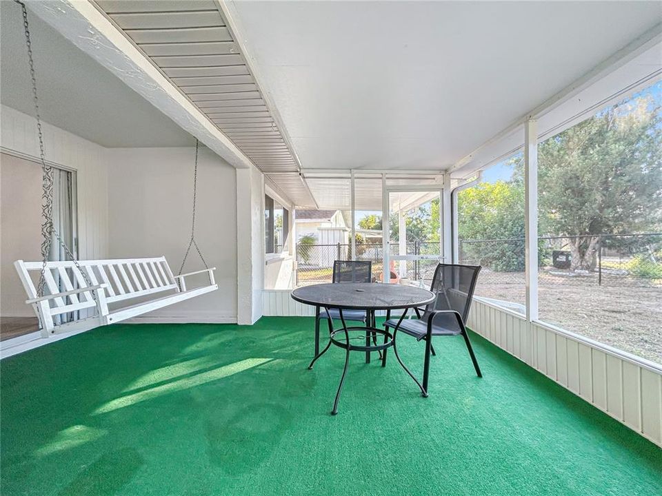 На продажу: $284,000 (2 спален, 2 ванн, 1398 Квадратных фут)