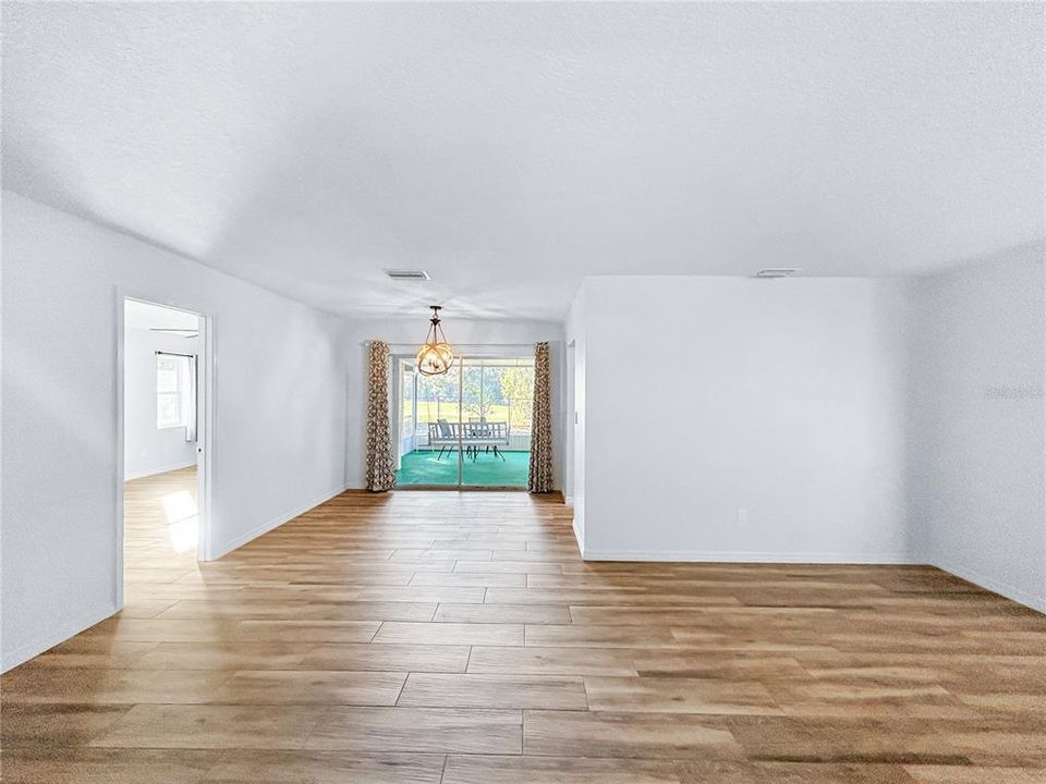 На продажу: $284,000 (2 спален, 2 ванн, 1398 Квадратных фут)