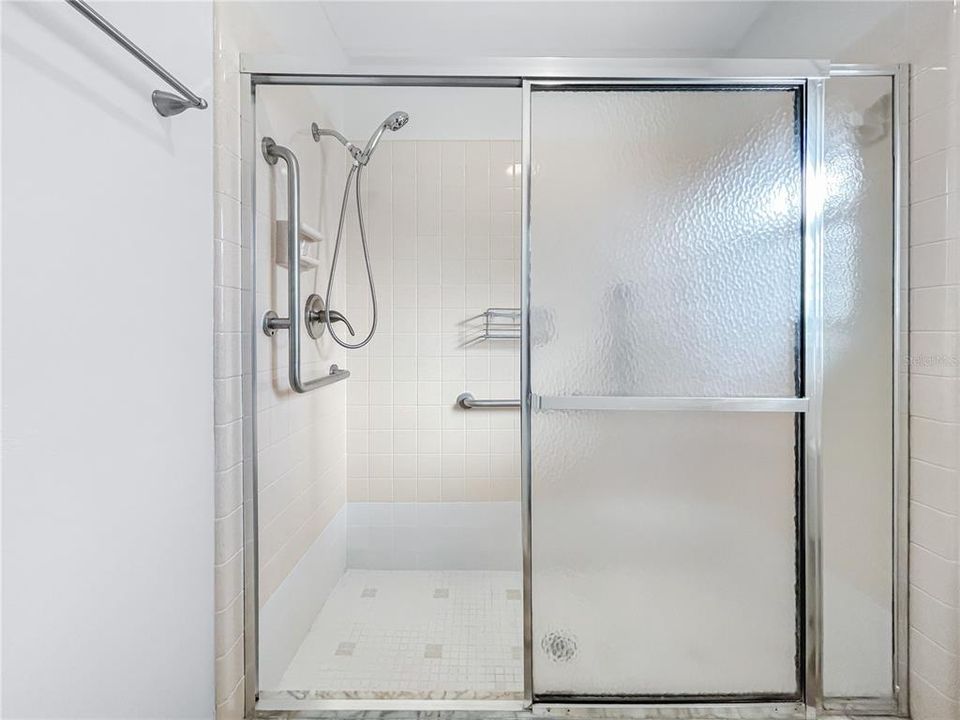 На продажу: $284,000 (2 спален, 2 ванн, 1398 Квадратных фут)