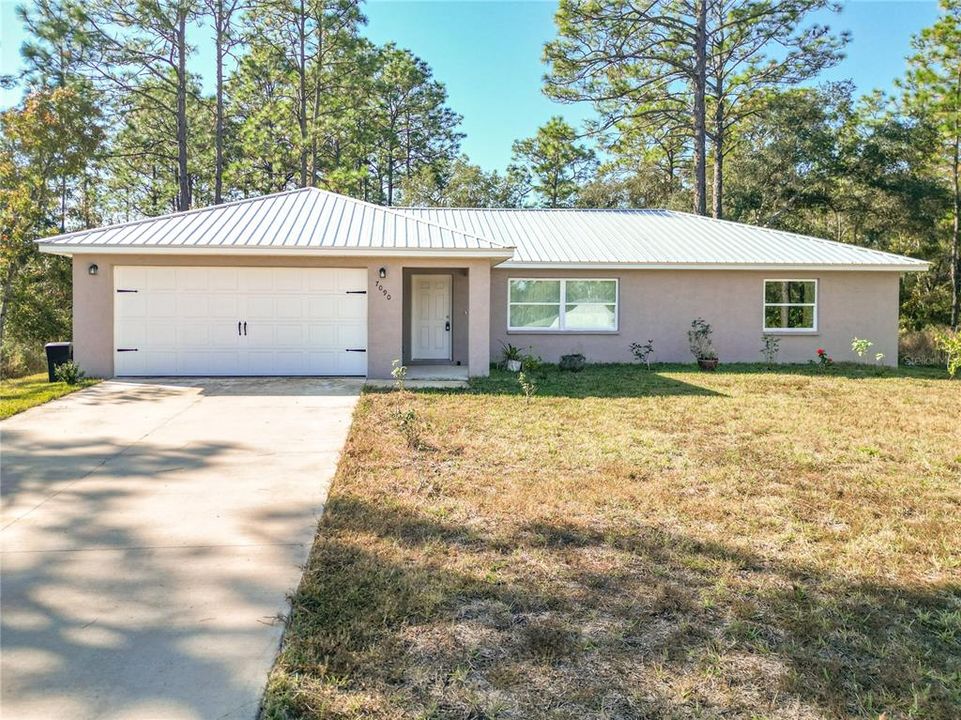 Active With Contract: $215,000 (3 beds, 2 baths, 1400 Square Feet)