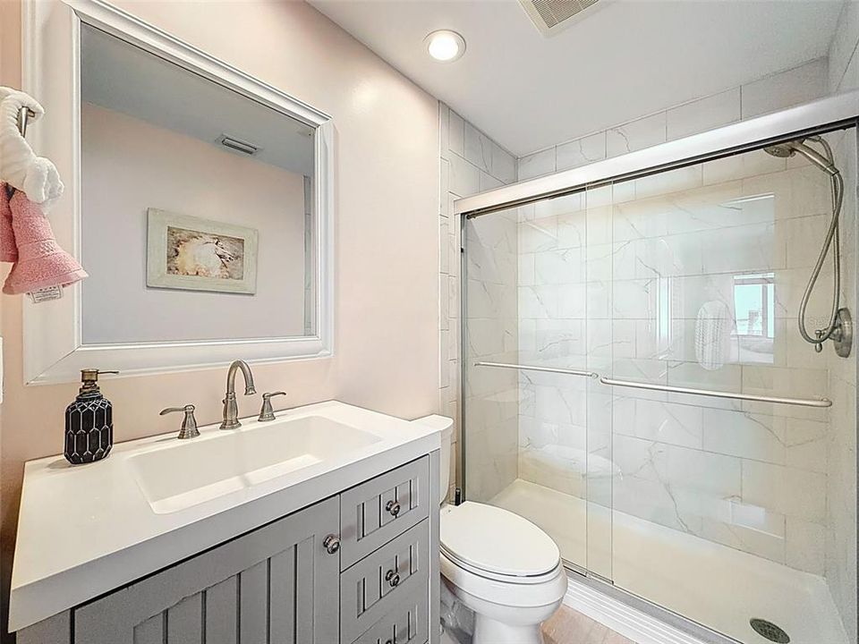 В аренду: $2,850 (2 спален, 2 ванн, 1290 Квадратных фут)