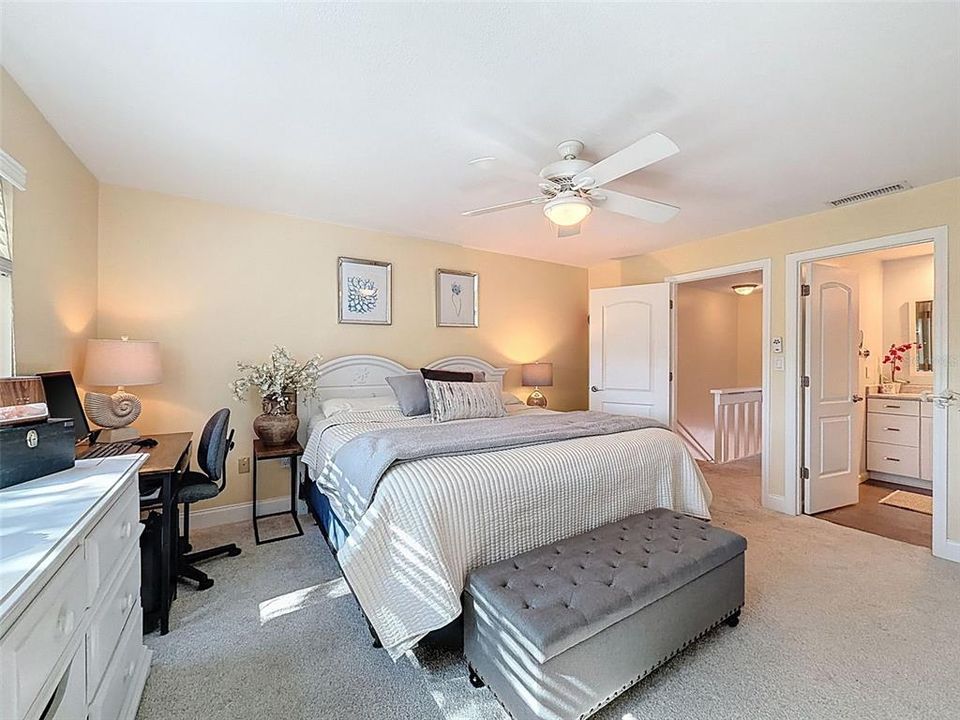 В аренду: $2,850 (2 спален, 2 ванн, 1290 Квадратных фут)