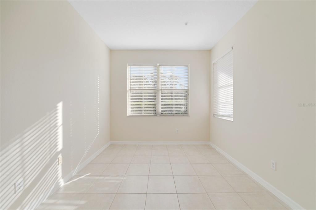 待售: $265,000 (3 贝兹, 2 浴室, 1688 平方英尺)